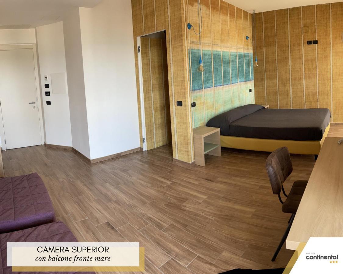 Hotel Continental San Benedetto del Tronto Bagian luar foto